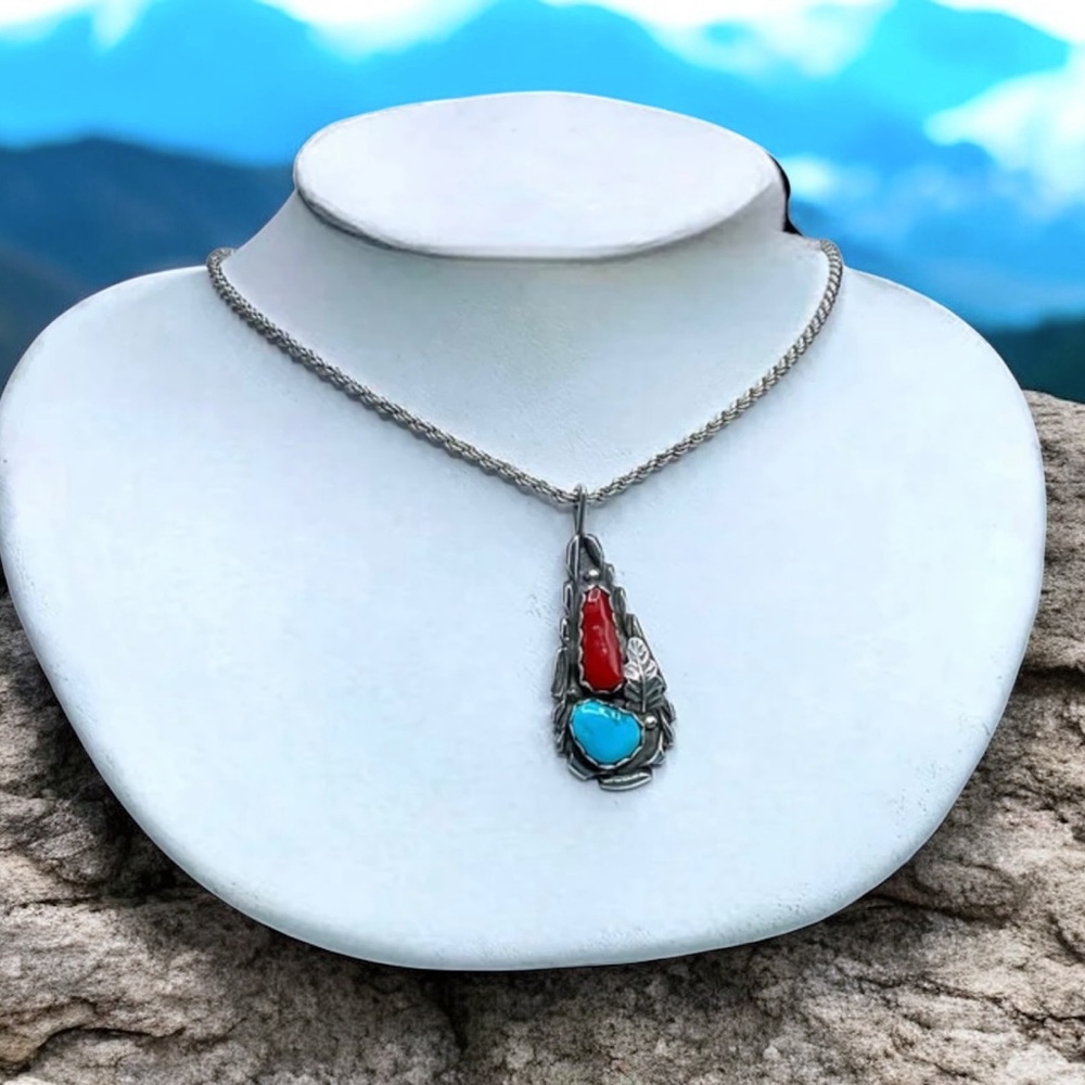 🌺Vintage Zuni Vance Cheama Sterling, Turquoise & Coral Necklace - Picture 2 of 11